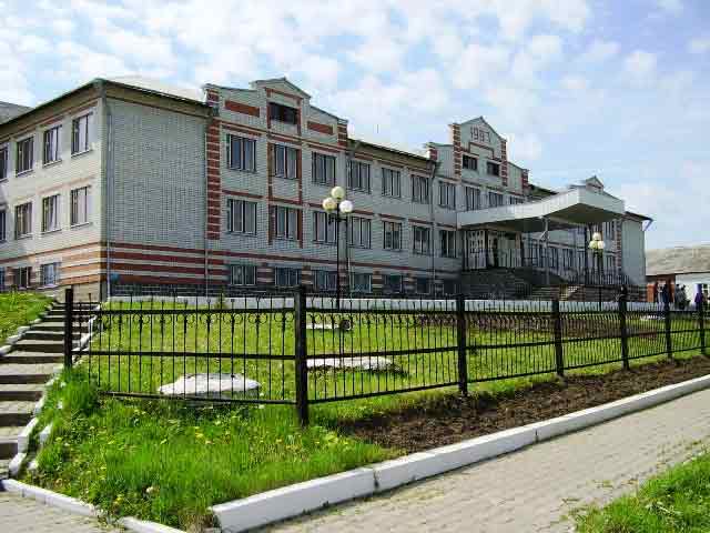 Здание Мокро-Орловской средней общеобразовательной школы